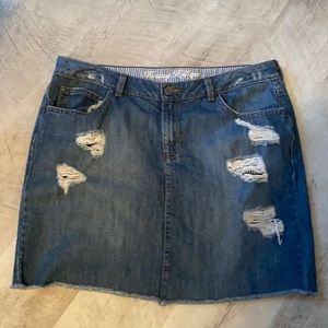 Tommy Hilfinger size 12 denim skirt